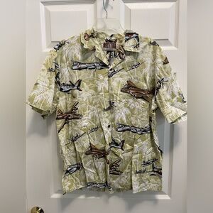 Men’s Hawaiian print shirt